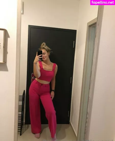 Little Booty1 OnlyFans Thumbnail #trpQbUmEfC