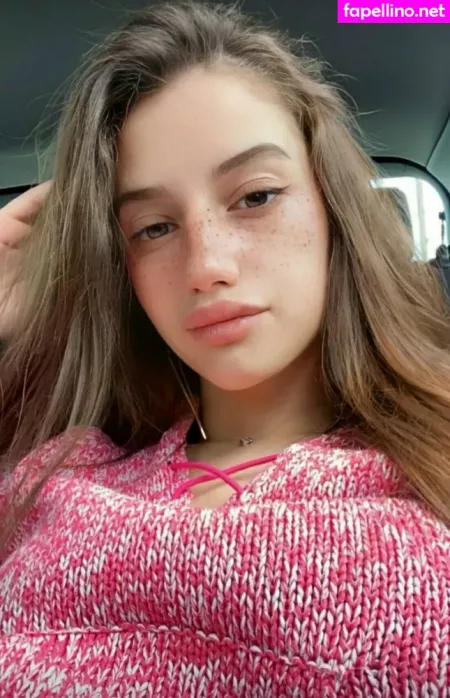 Little Elleee OnlyFans Thumbnail #Irbr47vs7q