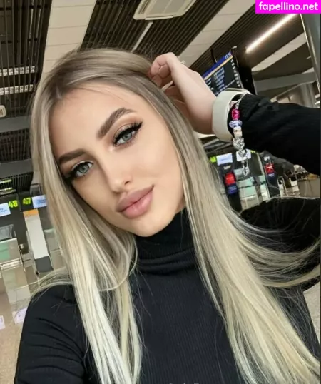 Little Elleee OnlyFans Thumbnail #Vekt4p002F