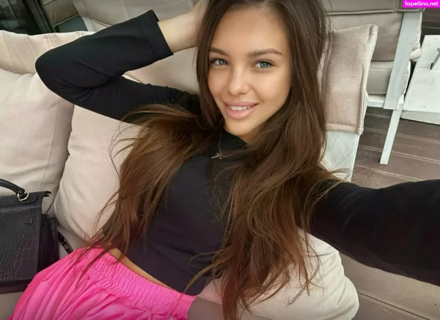 Little Elleee OnlyFans Thumbnail #nwPYmOdqfp