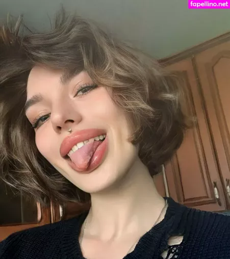 Little Elleee OnlyFans Thumbnail #uYAhnJd0Kf