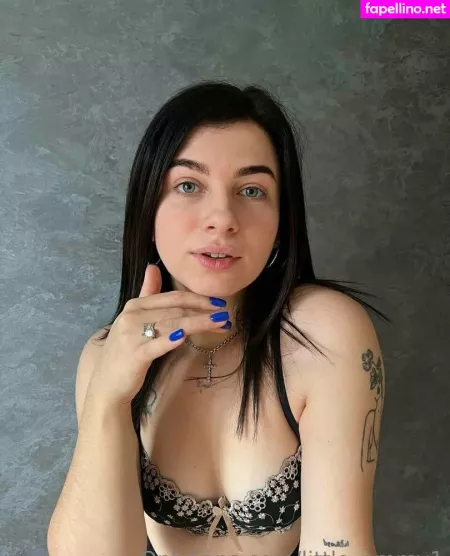 Little Emmy1 OnlyFans Thumbnail #NX2RaZN2YJ