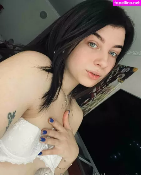 Little Emmy1 OnlyFans Thumbnail #izqDhfcsiW