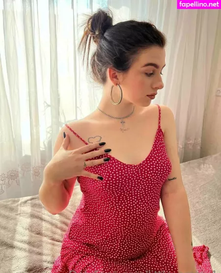 Little Emmy1 OnlyFans Thumbnail #mOBhiqQyAp