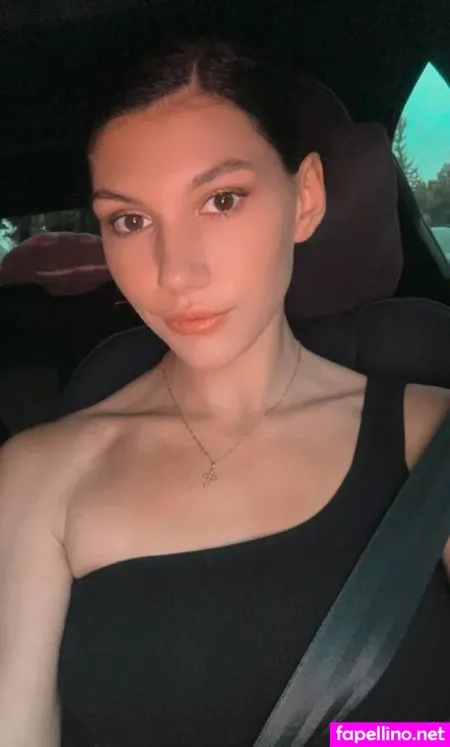 Little Eva 21 OnlyFans Thumbnail #4QsFJI3CQi