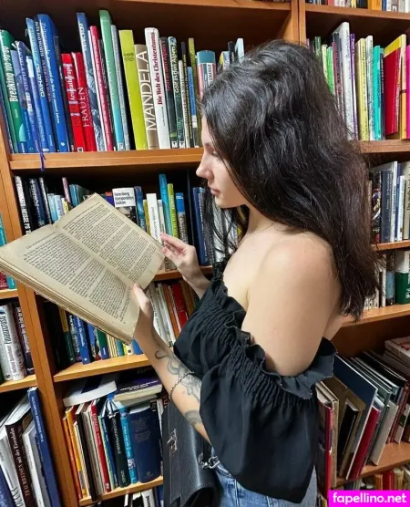 Little Eva 21 OnlyFans Thumbnail #8tRzh18GNB