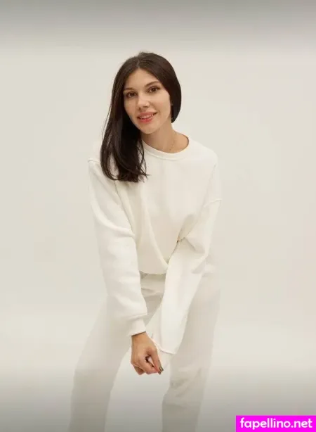 Little Eva 21 OnlyFans Thumbnail #O4KQfK8hxP