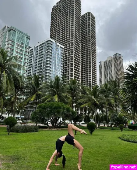 Little Eva 21 OnlyFans Thumbnail #ZolK6qH0eH