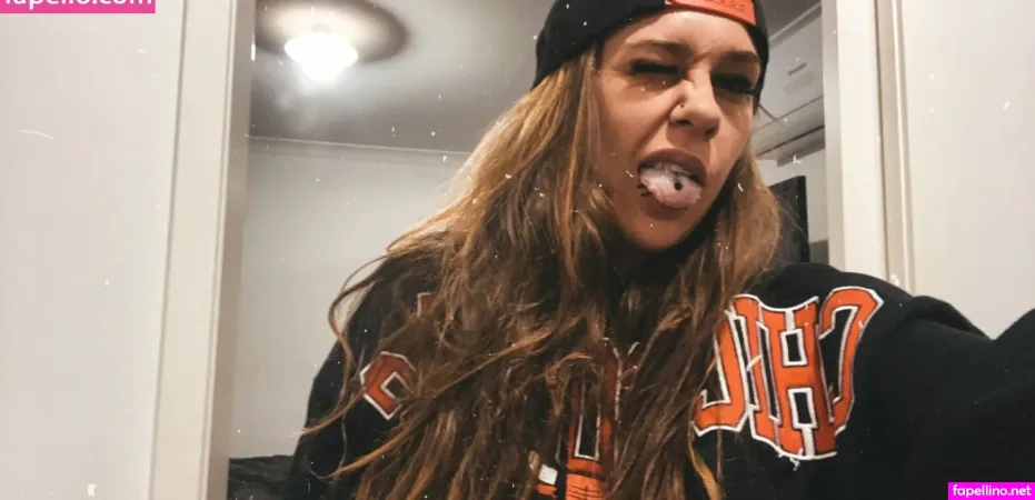 Little Fox OnlyFans Thumbnail #Rx3RSPFyvl