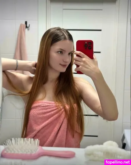 Little Foxie Main Profile Photo
