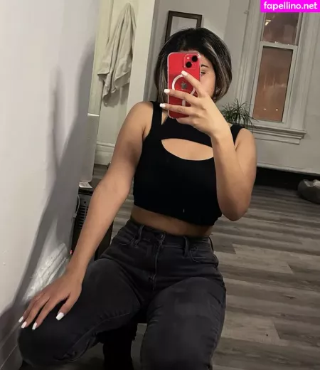 Little Grapefruit OnlyFans Thumbnail #7Y4uAdwBiH