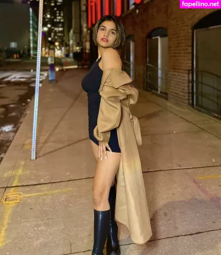 Little Grapefruit OnlyFans Thumbnail #LpJ5yx46z1