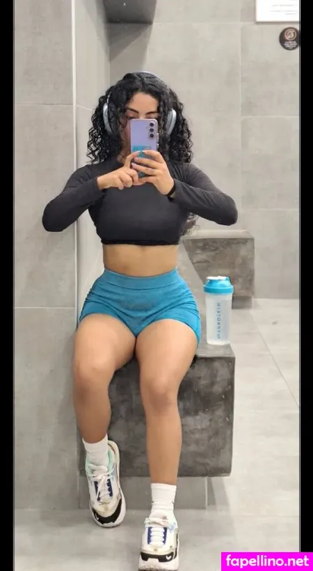 Little Kinky OnlyFans Thumbnail #g5dnb8H38e