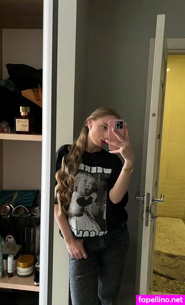 lilylittlebabyy, little_lilybaby Nude Leaked OnlyFans Photo #7wH7AtnGI6