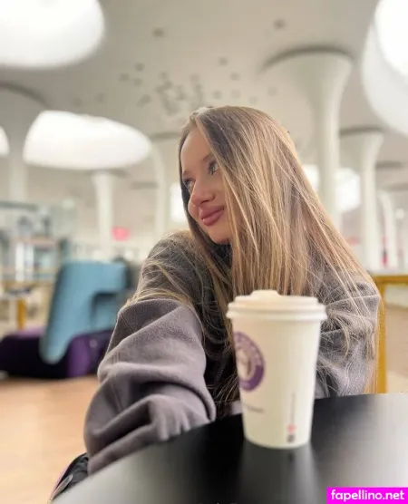 Little Lilybaby OnlyFans Thumbnail #g6AG528EG3