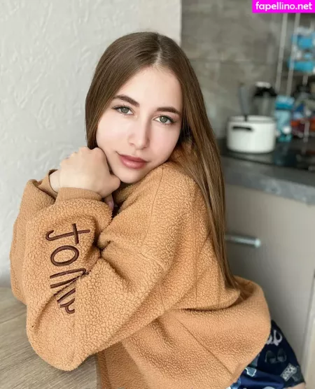 Little Lisa OnlyFans Thumbnail #jyztRTudxN