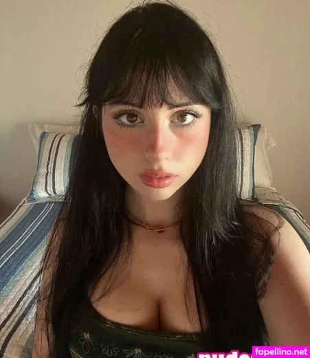 Little Livbug OnlyFans Thumbnail #HIG2KhlGq2