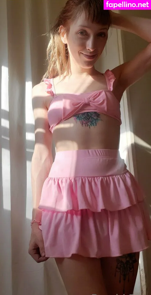 little_lost_doe, ur_succubus_gf, xxbambibratxx, xxbambitratxx Nude Leaked OnlyFans Photo #5gRIeFVPEB