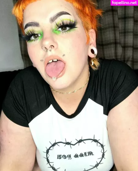 Little M0th OnlyFans Thumbnail #acTSNcYnPM