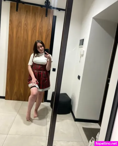 Little Margo OnlyFans Thumbnail #Zieh5bWsTw