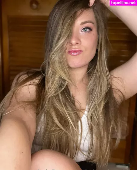 Little Miss Chloe OnlyFans Thumbnail #ap9zOFXqSZ