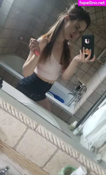 Little Miss Zee OnlyFans Thumbnail #C3bb2ciZ1b