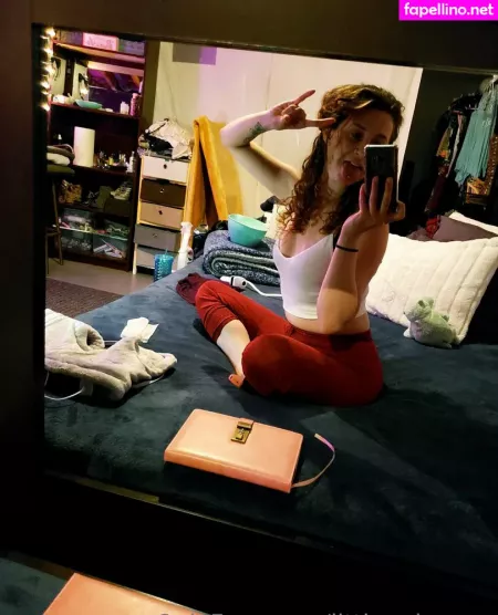Little Miss Zee OnlyFans Thumbnail #y1FniltHyp