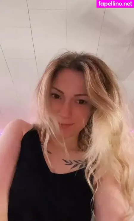 Little Momma OnlyFans Thumbnail #ZVdo8tYY52