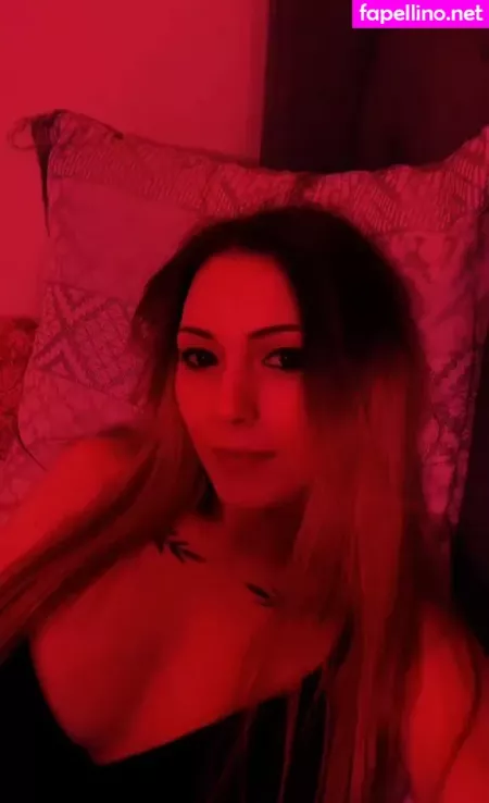 Little Momma OnlyFans Thumbnail #vWmVm8SqIJ