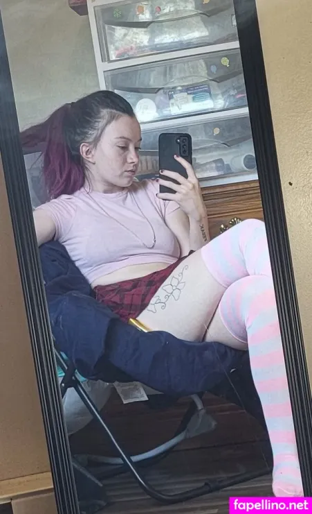 Little Nikky OnlyFans Thumbnail #e9tbz4Sjd9