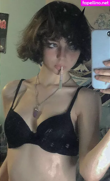 Little Pet OnlyFans Thumbnail #kx9djib4zp