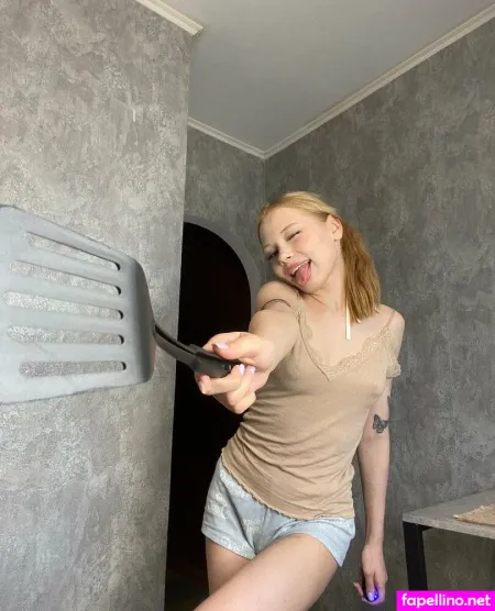 Little Shelly OnlyFans Thumbnail #Fz51vwCgY7