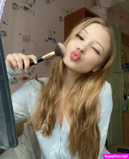 Little Shelly OnlyFans Thumbnail #Y8PmSfK3Au