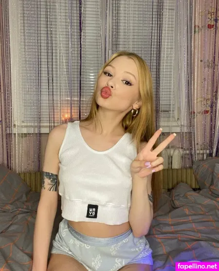 Little Shelly OnlyFans Thumbnail #cCnxxyESCt