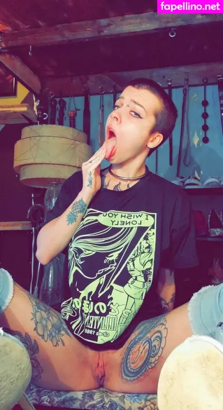 Little Spittle OnlyFans Thumbnail #7zhbCgdw8W