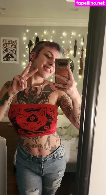 Little Spittle OnlyFans Thumbnail #LbD58Xwf5v