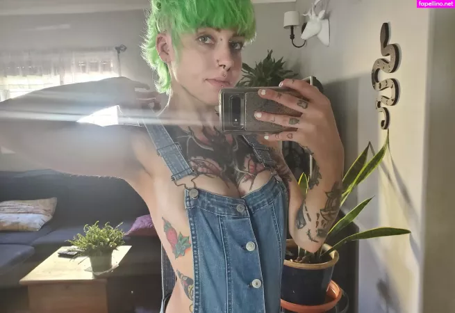 Little Spittle OnlyFans Thumbnail #b9mzb7DQ8m