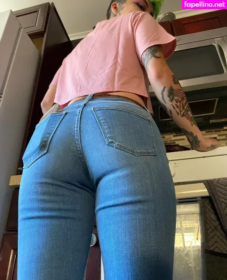Little Spittle OnlyFans Thumbnail #rIvRdGpLUx