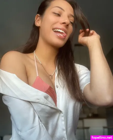 Little Syrine OnlyFans Thumbnail #idGqtkMsRb