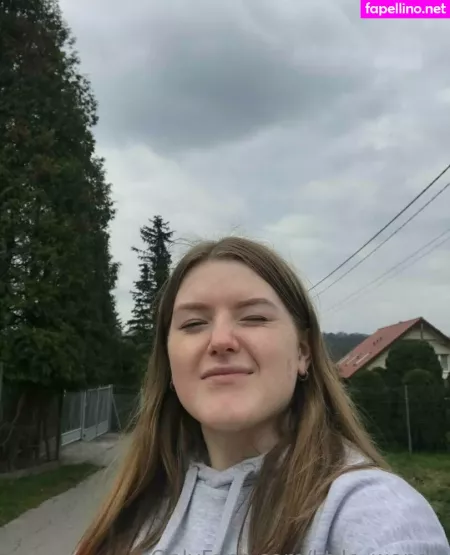 Little Wendy OnlyFans Thumbnail #pr7cIrtZ0h