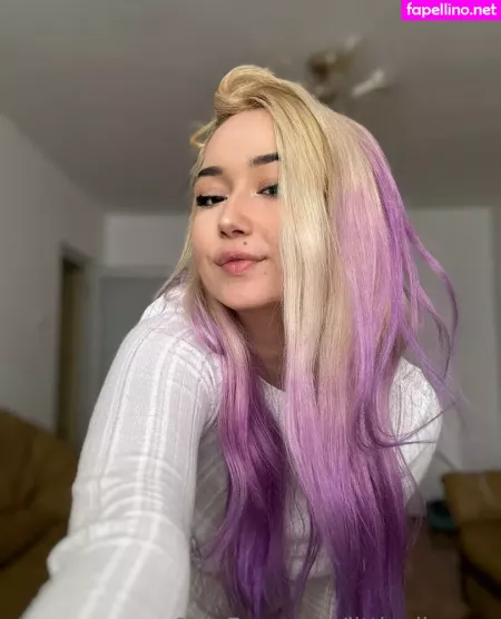 Littlealicexxx OnlyFans Thumbnail #wDmMkP9xTs