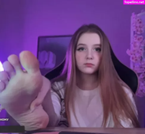 Littleangellmarr OnlyFans Thumbnail #kLkluPGrn6