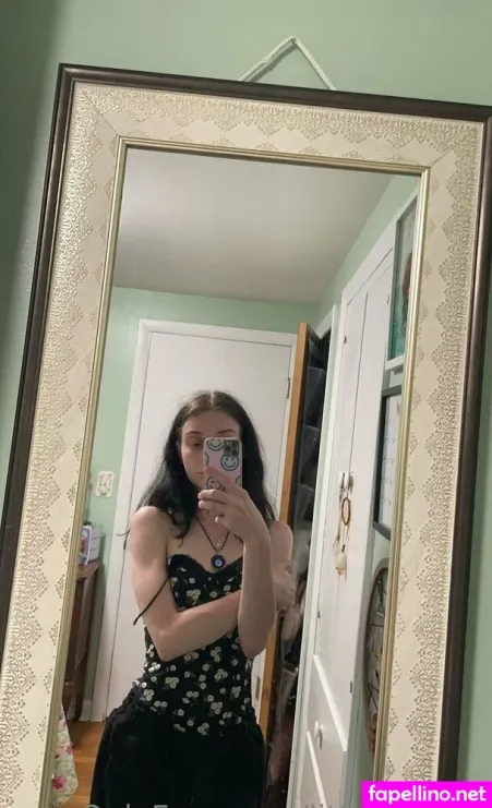 Littlebabyyt OnlyFans Thumbnail #O3s5XOfYtz