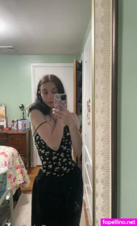 Littlebabyyt OnlyFans Thumbnail #UiriA38B8p