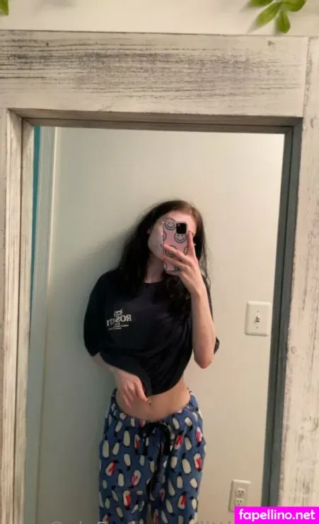 Littlebabyyt OnlyFans Thumbnail #pgExK0BGRx