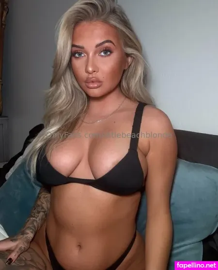 Littlebeachblonde OnlyFans Thumbnail #CwuDmPeCH4