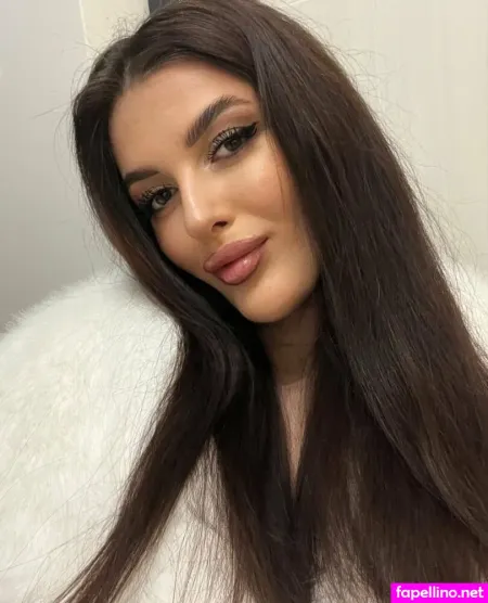 Littlebelucci OnlyFans Thumbnail #HBell96nxF