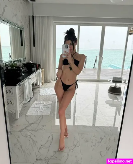 Littlecaprice 1 OnlyFans Thumbnail #d135Kgby0I