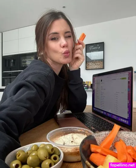 Littlecaprice Free 3 OnlyFans Thumbnail #Ysyy1JzueO