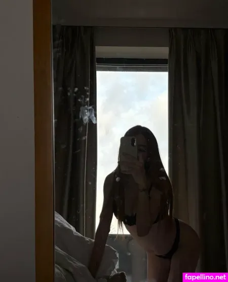 Littlechloe Oficial OnlyFans Thumbnail #m9cqCxU5J5